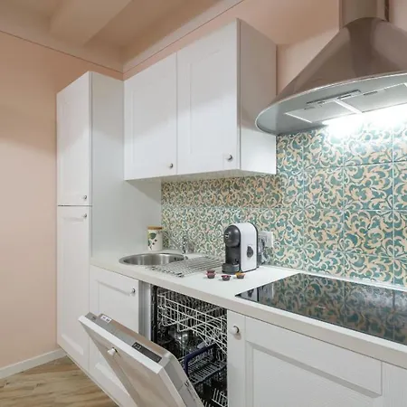 Residenza Dei Piaceri Perduti-rosa Lastra a Signa