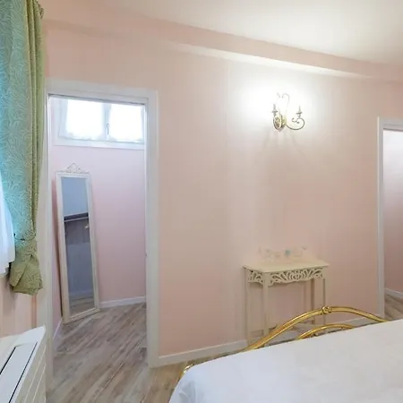 Residenza Dei Piaceri Perduti-rosa Holiday home